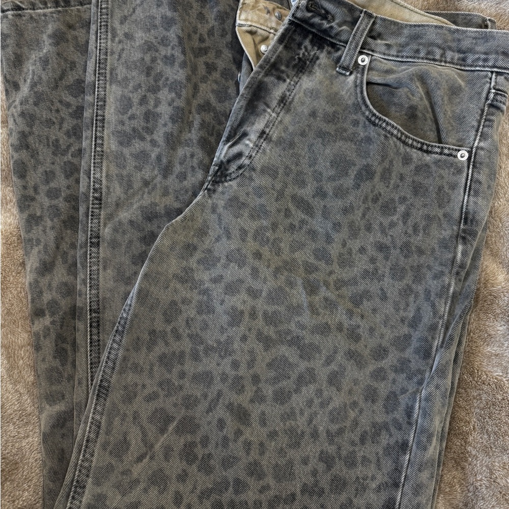 Universal Thread Leopard Print Black Jeans